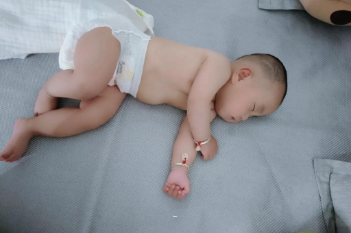 北京代生子机构包男孩三岁宝宝干呕
